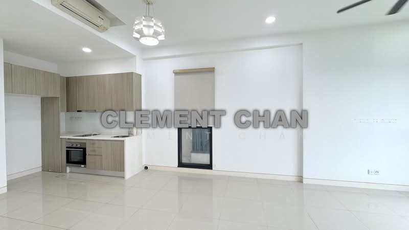Servis Apartment untuk Dijual di Arnica @ Tropicana Gardens - Clement Chan - Living Room - PropertyGuru.com.my