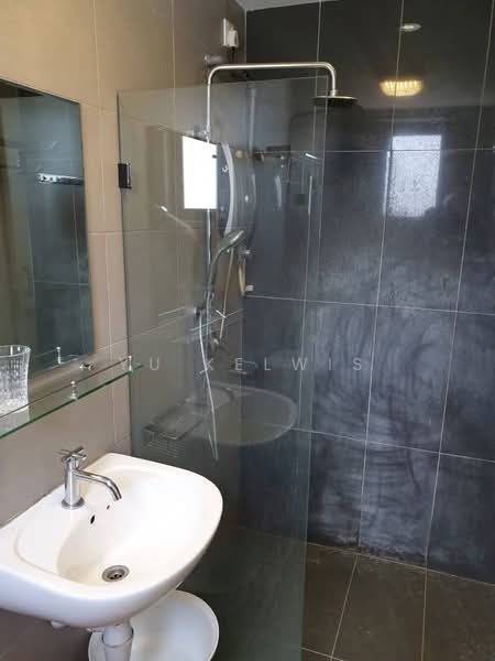 Servis Apartment untuk Disewa di Avenue D'Vogue - Yu Kelwis - Bathroom - PropertyGuru.com.my