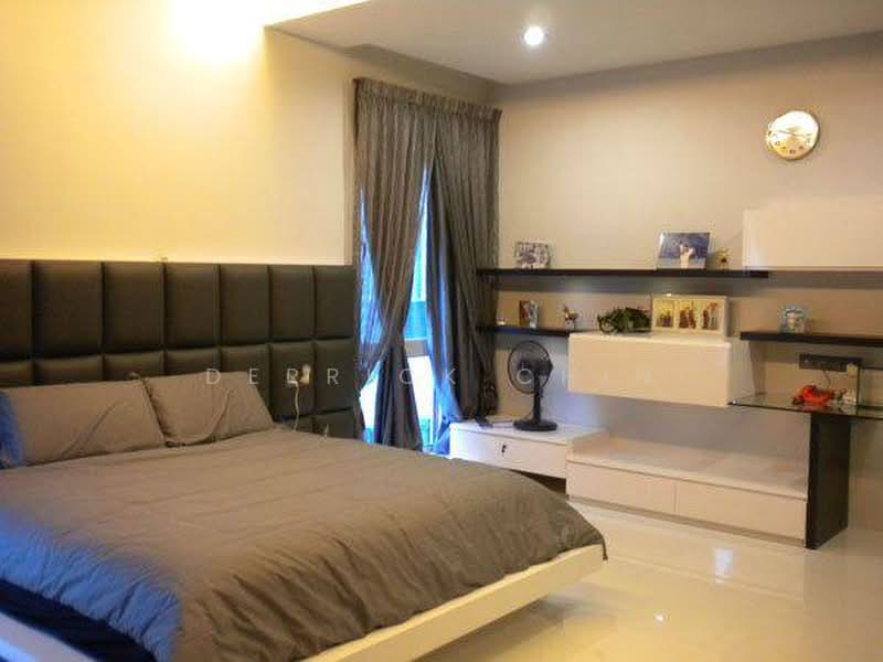 2-storey Terraced House for Sale in Banting (Selangor) - Derrick Chin - Bedroom - PropertyGuru.com.my