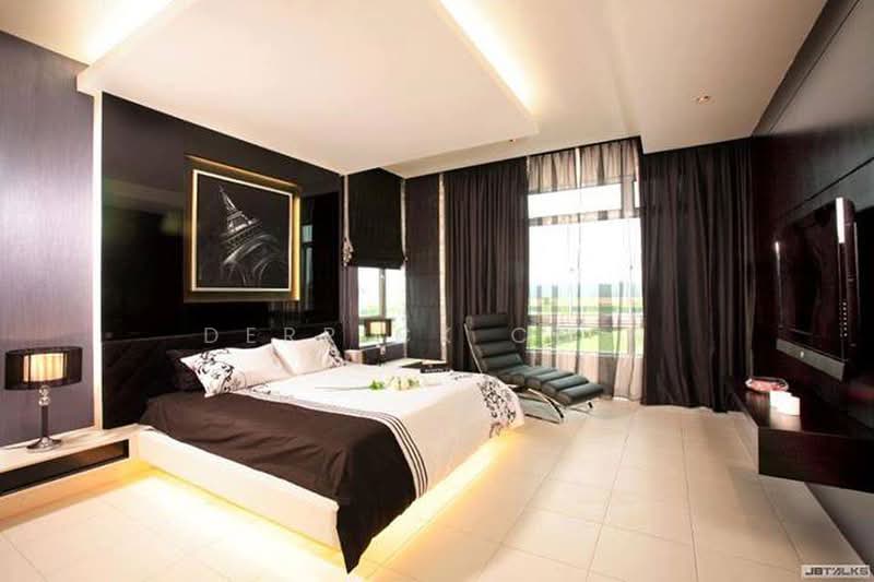 2-storey Terraced House for Sale in Banting (Selangor) - Derrick Chin - Bedroom - PropertyGuru.com.my