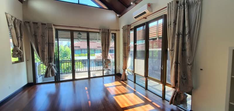 Rumah Teres 3.5-Tingkat untuk Dijual di Duta Tropika (Batu) - Edison Gan - Living Room - PropertyGuru.com.my