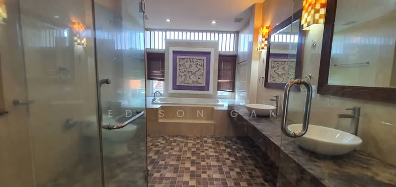 Rumah Teres 3.5-Tingkat untuk Dijual di Duta Tropika (Batu) - Edison Gan - Bathroom - PropertyGuru.com.my