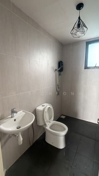 Servis Apartment untuk Dijual di MKH Boulevard II - Bob Cheong - Bathroom - PropertyGuru.com.my