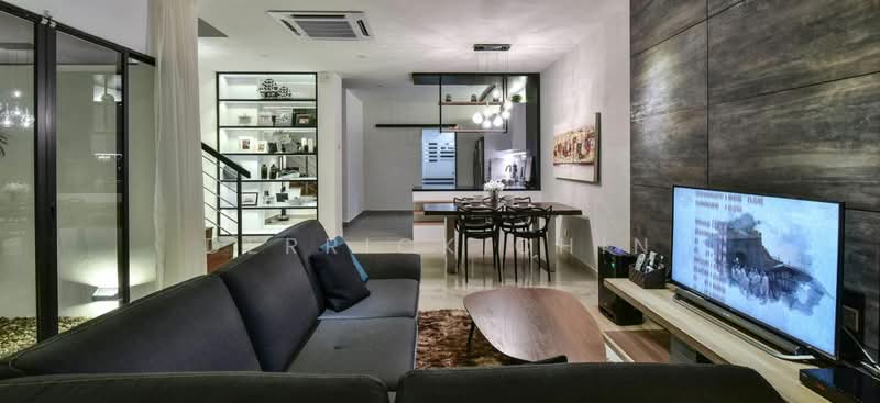 2-storey Terraced House for Sale in Banting (Selangor) - Derrick Chin - Living Room - PropertyGuru.com.my