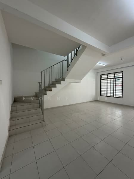Rumah Teres 2.5 Tingkat untuk Disewa di Senai (Johor) - Evonne Chia - Interior - PropertyGuru.com.my