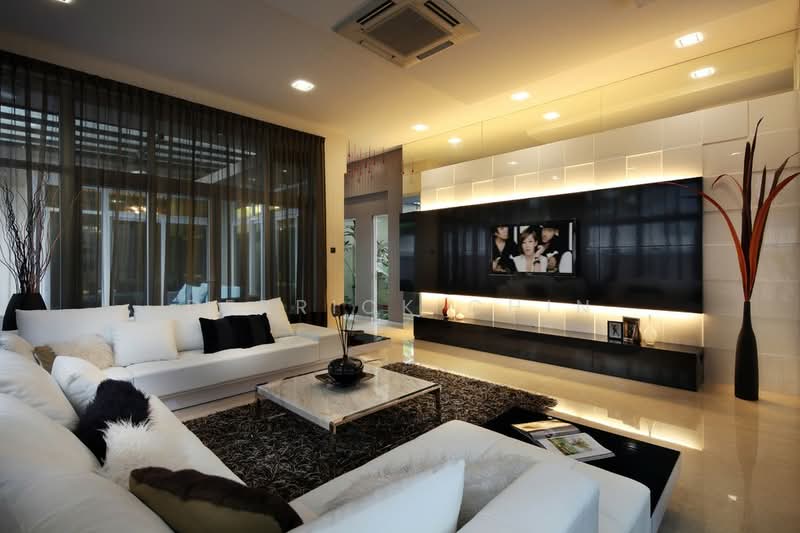 2-storey Terraced House for Sale in Banting (Selangor) - Derrick Chin - Living Room - PropertyGuru.com.my