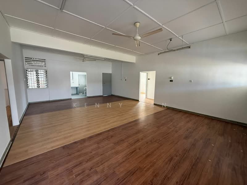 Bungalow for Sale in Kubang Buaya (Kuantan) - Kenny Tan - PropertyGuru.com.my
