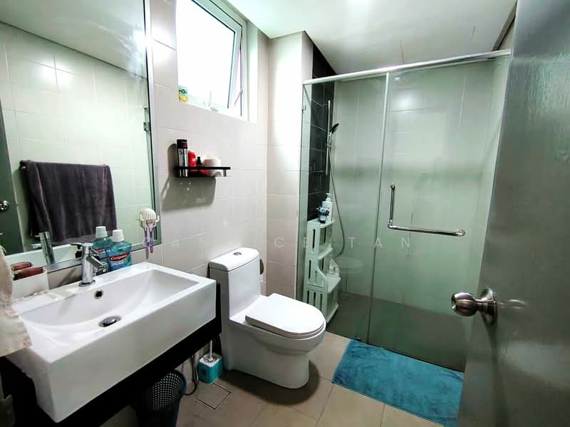 Service Residence for Sale at V Residence 3 @ Sunway Velocity - Candice Tan - Bathroom - PropertyGuru.com.my