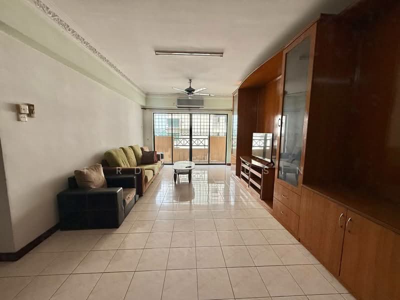 Kondominium untuk Dijual di Vista Komanwel A - Firdaus Husin - Living Room - PropertyGuru.com.my