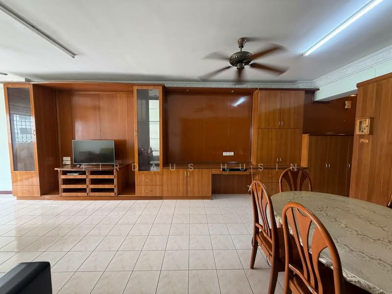 Kondominium untuk Dijual di Vista Komanwel A - Firdaus Husin - Living Room - PropertyGuru.com.my