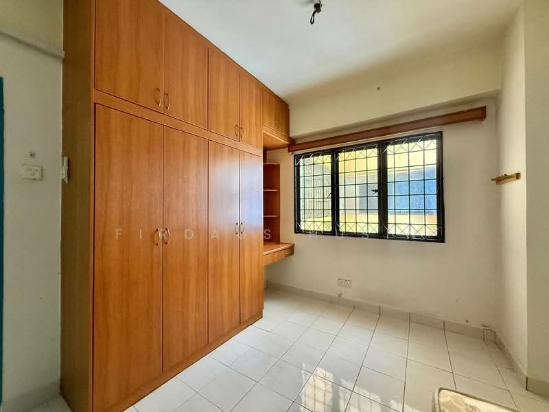 Kondominium untuk Dijual di Vista Komanwel A - Firdaus Husin - Bedroom - PropertyGuru.com.my