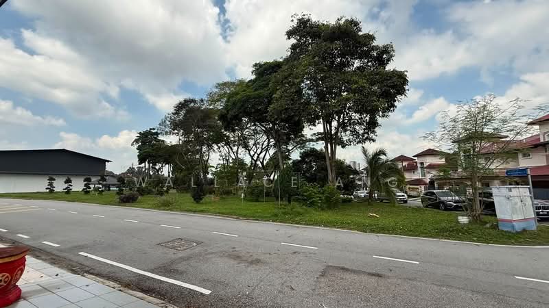 Semi-Detached House for Sale in Bandar Putra (Kulai) - Wallace Ang - Exterior - PropertyGuru.com.my