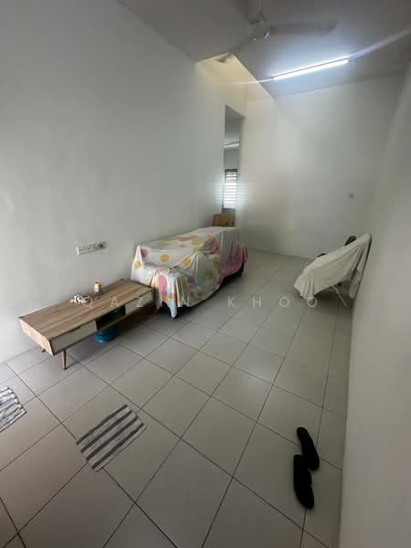 Rumah Teres 1 Tingkat untuk Dijual di Taman Tasek (Ipoh) - Qazin Khoo - Living Room - PropertyGuru.com.my