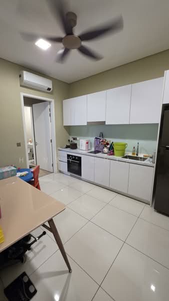 Kondominium untuk Disewa di TRIA Seputeh in 9 Seputeh, Kuala Lumpur - Henry Chiah - Kitchen - PropertyGuru.com.my