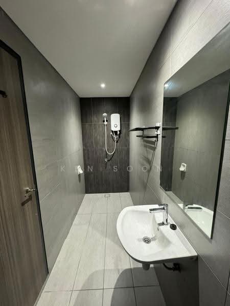 Condominium for Rent at The New Duo @ Edumetro - Ken Soon - Bathroom - PropertyGuru.com.my