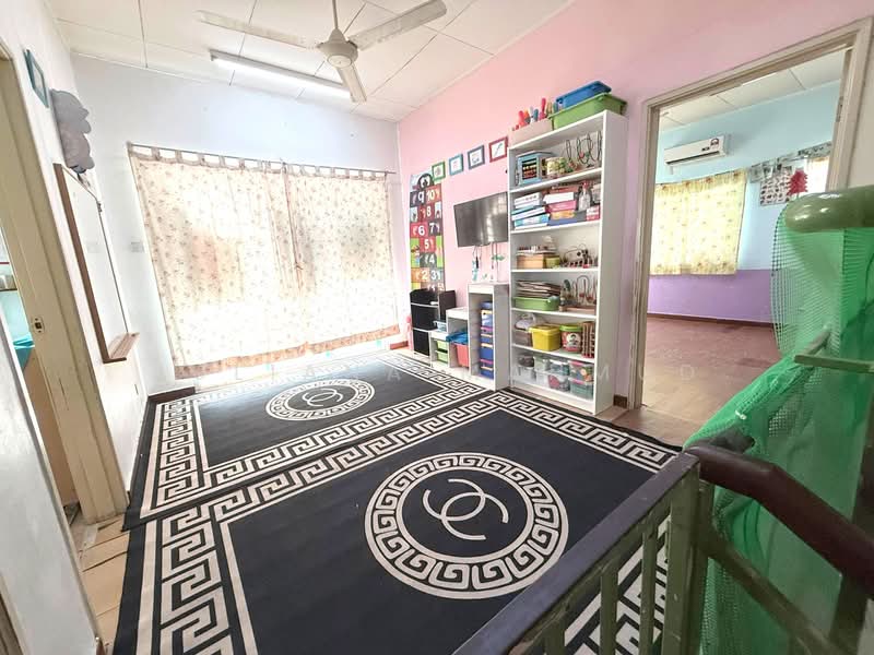 Rumah Teres 2-Tingkat untuk Dijual di Seksyen 6 (Petaling Jaya) - Juliana Mahmud - PropertyGuru.com.my