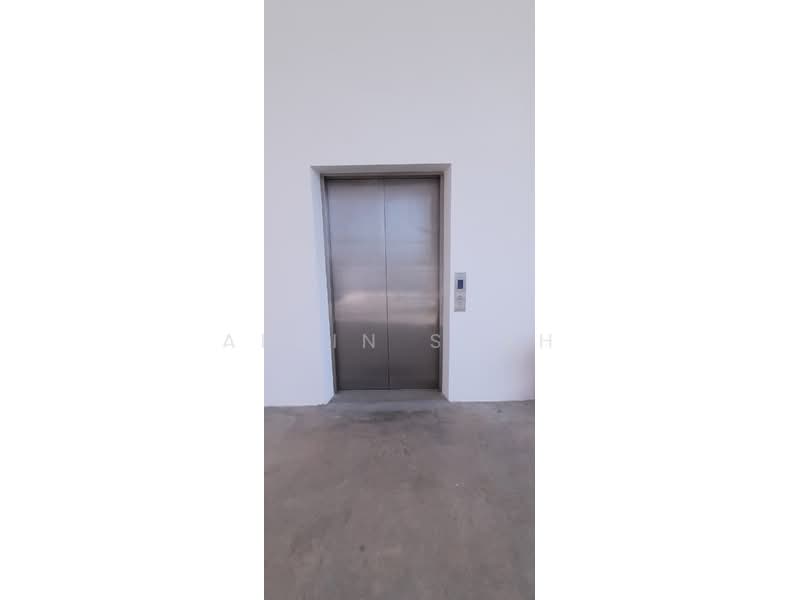 Semi-D Factory for Sale in Sepang (Selangor) - Alvin Seah - Corridor - PropertyGuru.com.my