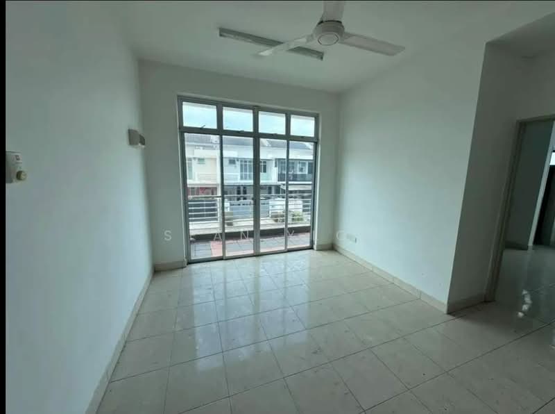 2-storey Terraced House for Sale in Bandar Uda Utama (Johor Bahru) - Sean Yeoh - Living Room - PropertyGuru.com.my