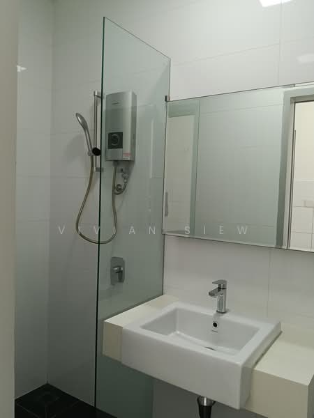 Servis Apartment untuk Disewa di Residential Suites @ HighPark - Vivian Siew - Bathroom - PropertyGuru.com.my
