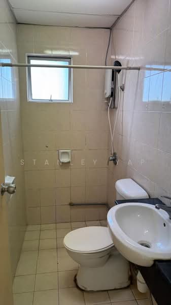 Service Residence for Rent at Mayfair - Stanley Yap - Bathroom - PropertyGuru.com.my
