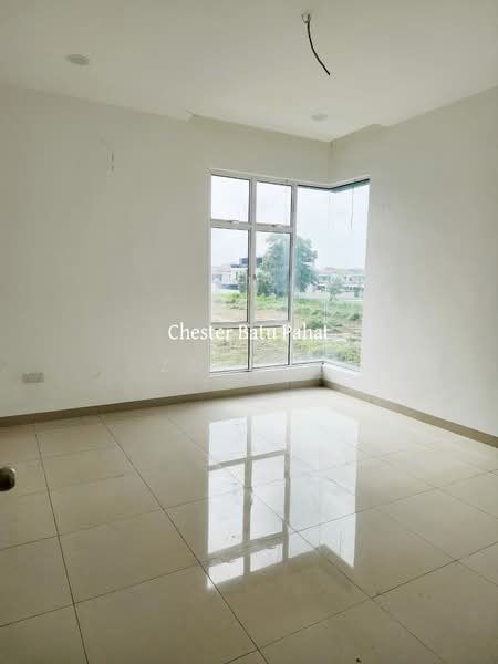 Rumah Berkembar untuk Dijual di Taman Sri Mulia (Batu Pahat) - ZG Law - PropertyGuru.com.my