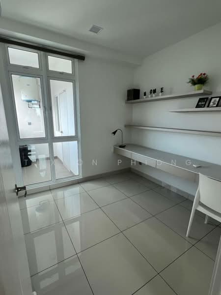 Condominium for Sale at D'Suites Akasia Horizon @ Horizon Hills - Tuxton Phiong - Study - PropertyGuru.com.my