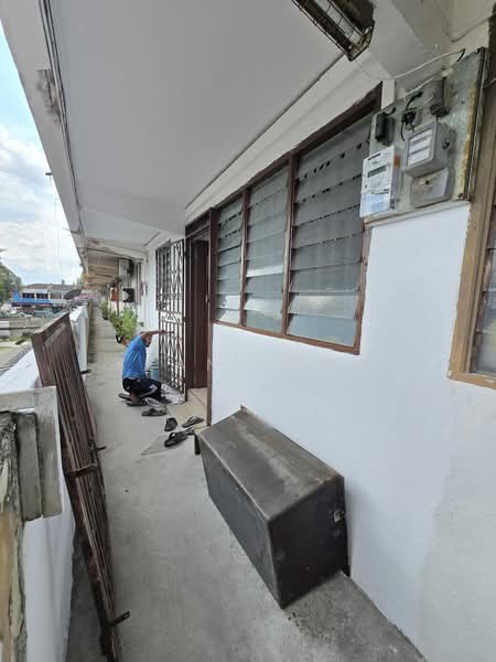 Flat for Rent at Flat Taman Ungku Tun Aminah - Sean Yeoh - Exterior - PropertyGuru.com.my