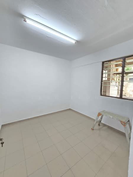 Flat for Rent at Flat Taman Ungku Tun Aminah - Sean Yeoh - PropertyGuru.com.my