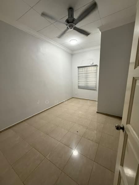 2-storey Terraced House for Rent in Bandar Bukit Tinggi (Klang) - John Tee - Interior - PropertyGuru.com.my