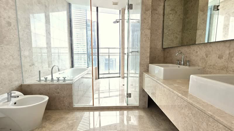 Kediaman Servis untuk Dijual di K Residence @ KLCC - Nova Chua - Bathroom - PropertyGuru.com.my