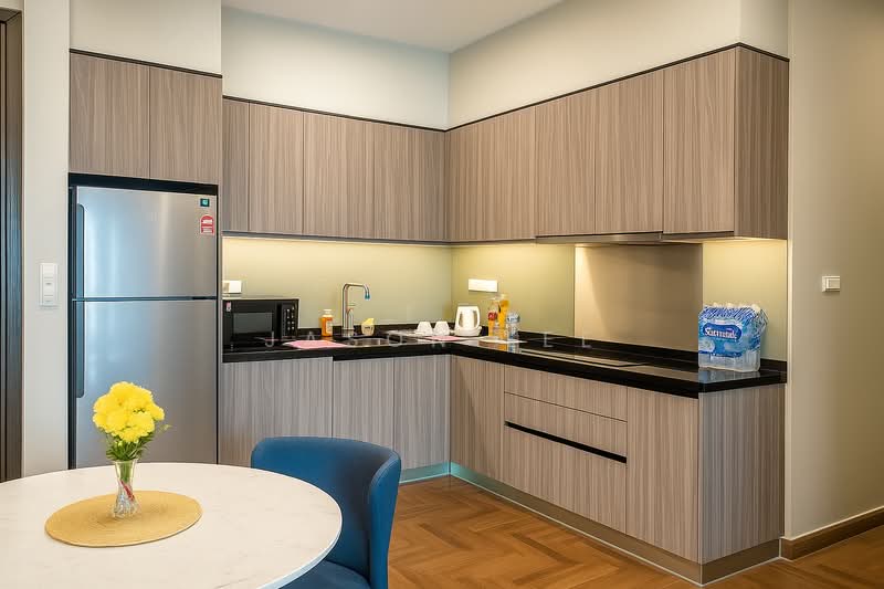 Servis Apartment untuk Disewa di Bloomsvale Menara Vista Petaling - Jason Lee - Kitchen - PropertyGuru.com.my