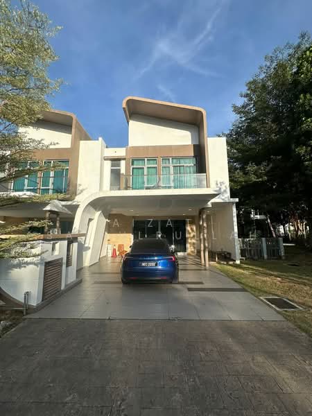 2-storey Terraced House for Rent in Cyberjaya (Selangor) - Aizat Saifulrullah - Exterior - PropertyGuru.com.my
