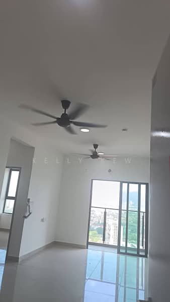 Kediaman Servis untuk Dijual di Bayu Residensi - Kelly Kew - Living Room - PropertyGuru.com.my