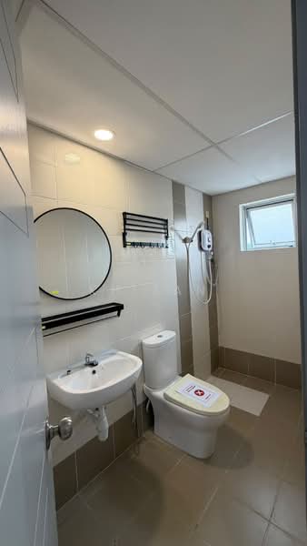 Servis Apartment untuk Dijual di Axis Crown - KH Tan - Bathroom - PropertyGuru.com.my