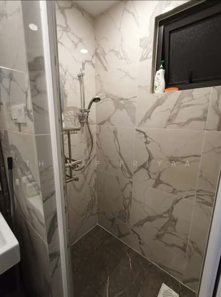 Kediaman Servis untuk Disewa di The Grand Subang Jaya SS15 - Thanap Priyaa - Bathroom - PropertyGuru.com.my