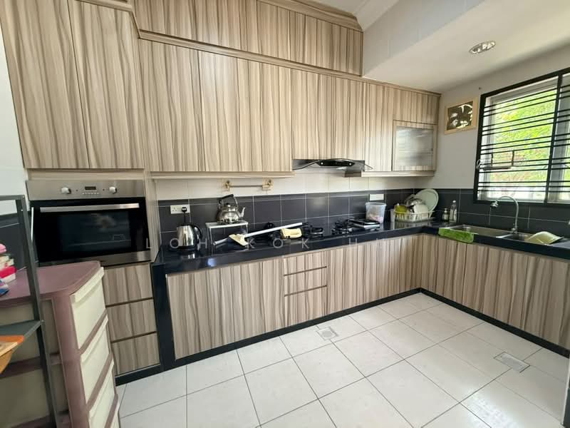 2-storey Terraced House for Sale in Taman Nusa Idaman (Iskandar Puteri (Nusajaya)) - Loh Kok Hui - Kitchen - PropertyGuru.com.my
