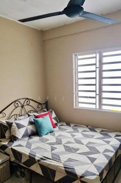 Rumah Teres 2-Tingkat untuk Dijual di Taman Scientex Pasir Gudang (Pasir Gudang) - ALHAFIZ AZIS - Bedroom - PropertyGuru.com.my