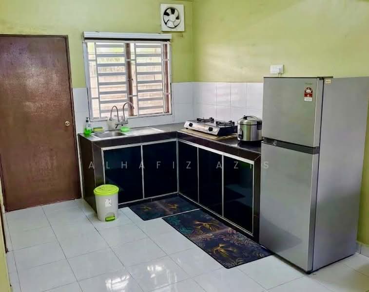 Rumah Teres 2-Tingkat untuk Dijual di Taman Scientex Pasir Gudang (Pasir Gudang) - ALHAFIZ AZIS - Kitchen - PropertyGuru.com.my