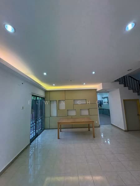 Rumah Teres 2 Tingkat untuk Dijual di Bukit Kuda (Klang) - Elwin Chok - Living Room - PropertyGuru.com.my