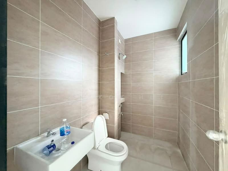 2-storey Terraced House for Sale in Mutiara Rini (Skudai) - Loh Kok Hui - Bathroom - PropertyGuru.com.my