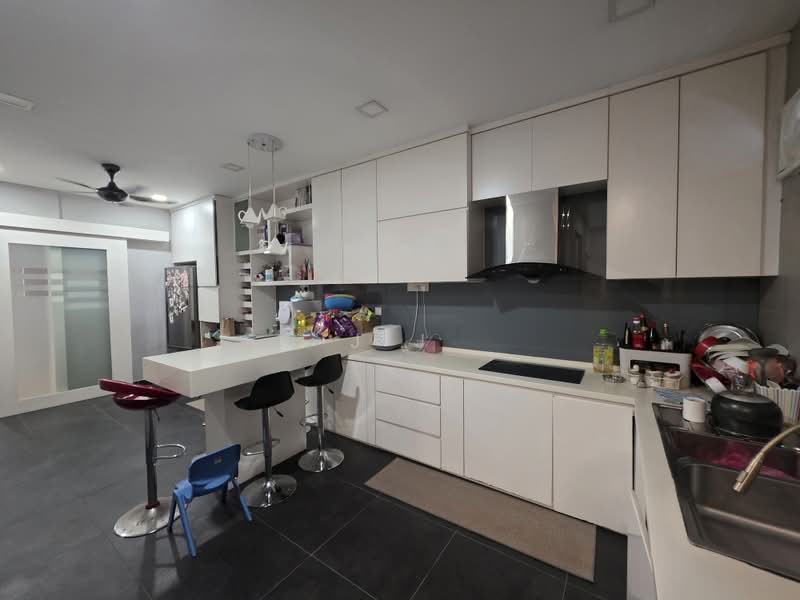 Rumah Teres 2-Tingkat untuk Dijual di Kemuning Utama (Shah Alam) - J J - Kitchen - PropertyGuru.com.my