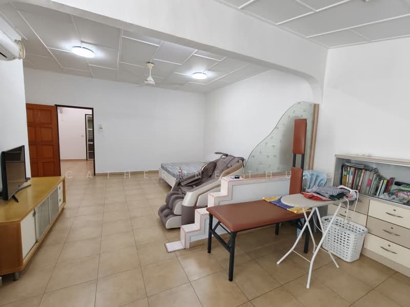 Rumah Teres 2-Tingkat untuk Dijual di Taman Pelangi (Johor Bahru) - Catherine Thung - PropertyGuru.com.my