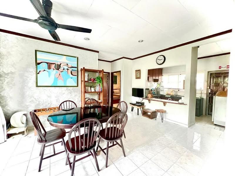Bungalow House for Sale in Alor Gajah (Melaka) - ALHAFIZ AZIS - Dining Room - PropertyGuru.com.my