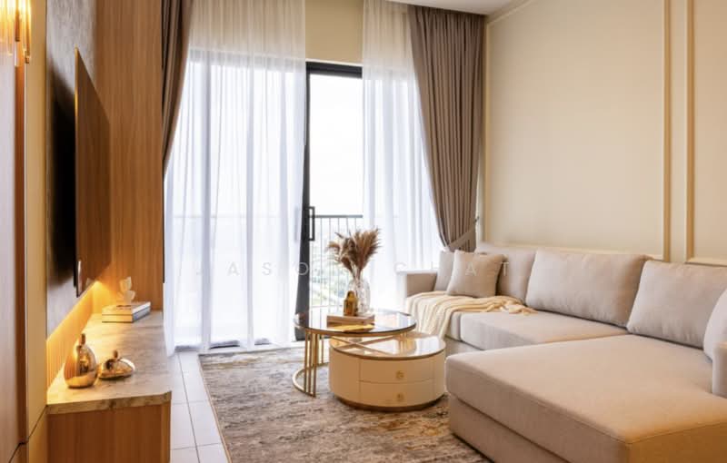 Servis Apartment untuk Dijual di The Rosewoodz @ Bukit Jalil - Jason Chat - Living Room - PropertyGuru.com.my