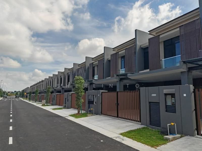 2-storey Terraced House for Sale in Puteri Harbour (Iskandar Puteri (Nusajaya)) - Sherlin To - Exterior - PropertyGuru.com.my