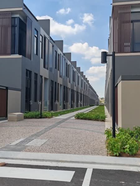 2-storey Terraced House for Sale in Puteri Harbour (Iskandar Puteri (Nusajaya)) - Sherlin To - Exterior - PropertyGuru.com.my