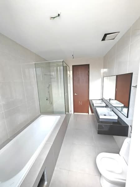 2-storey Terraced House for Sale in Puteri Harbour (Iskandar Puteri (Nusajaya)) - Sherlin To - Bathroom - PropertyGuru.com.my