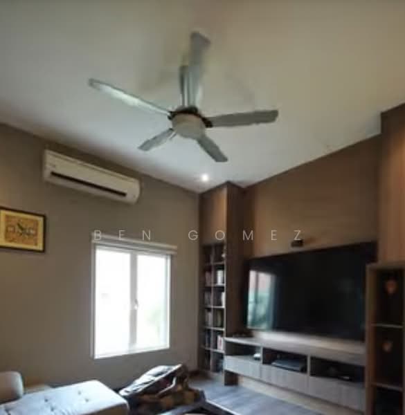 Rumah Banglo untuk Dijual di Seksyen 5 (Petaling Jaya) - Ben Gomez - Living Room - PropertyGuru.com.my