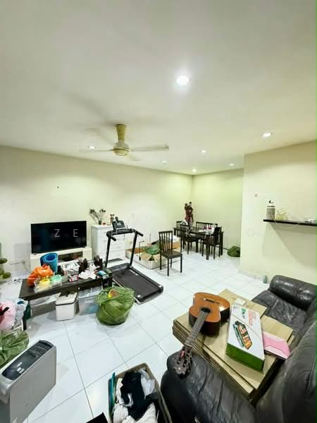 2-storey Terraced House for Sale in Bukit Indah 2 (Iskandar Puteri (Nusajaya)) - Zephyr Khoo - Living Room - PropertyGuru.com.my