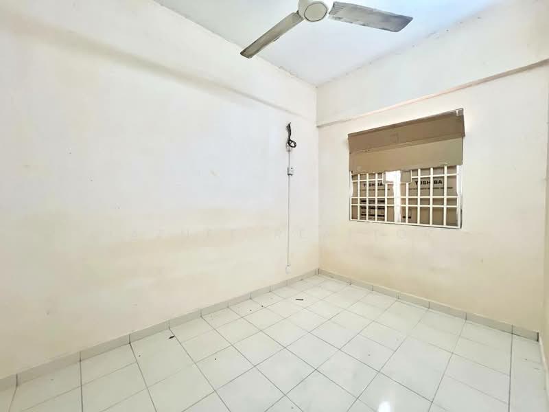 Rumah Teres 2-Tingkat untuk Dijual di Seksyen 8 (Bangi) - Maznee Realtor - PropertyGuru.com.my